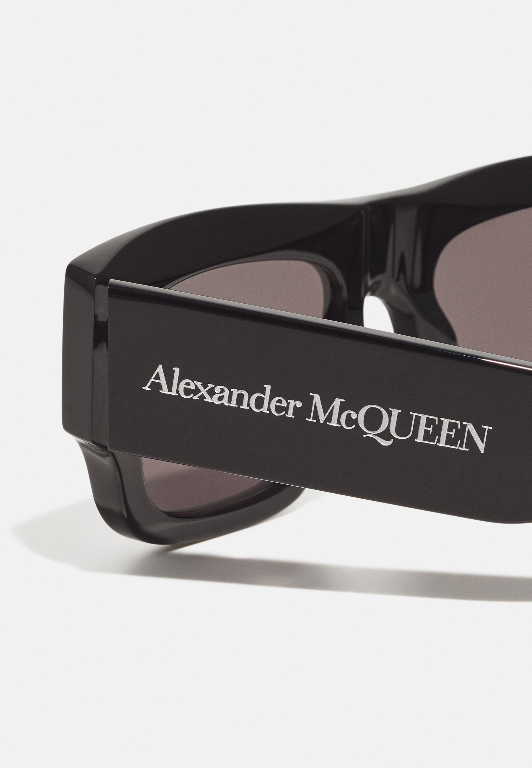 Alexander McQueen Slnečné okuliare - black/grey/čierna - Zalando.sk