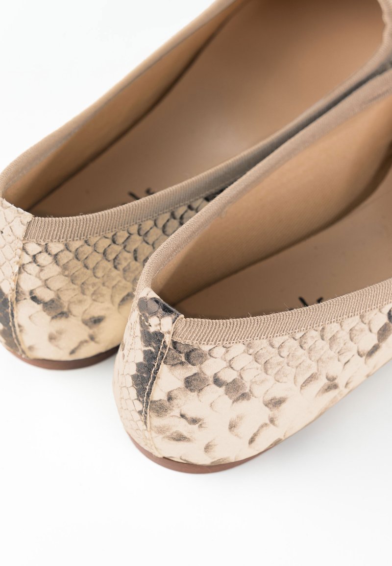 Damen Klassische Ballerinas | Ballerette SABA SNAKE Klassischer Ballerina animalier/goldfarben - WV68171 Damen Klassische Ballerinas | Ballerette SABA SNAKE Klassischer Ballerina animalier/goldfarben - WV68171