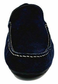 Pantofole in suede blu navy con cuciture bianche, punta arrotondata e una texture morbida. Presentano una suola piatta e un design minimale.