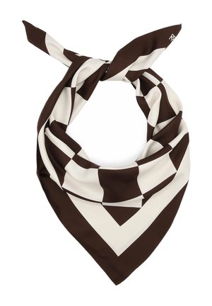 Pañuelo cuadrado de seda con patrón geométrico de tablero de damas en marrón y blanco, doblado y atado en un nudo suelto.