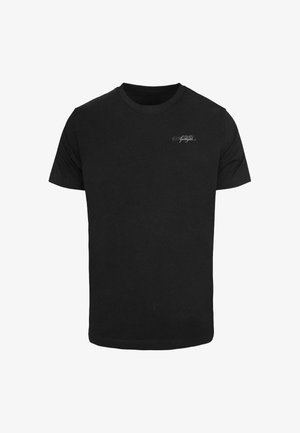 Zwarte katoenen T-shirt met een klassieke ronde hals, korte mouwen en een klein wit logo op de linkerborst. Zachte textuur.