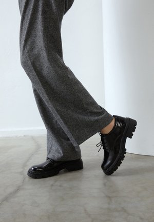 Anna Field by Zalando, Derbies - black