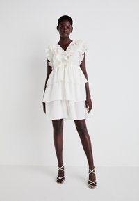 YAS YASRUNA RUFFLE DRESS  - Koktailové šaty/večierkové šaty - star white