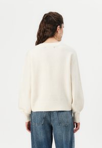 Vero Moda VMBOOM V NECK VER - Jumper - birch melange