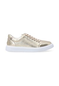 Metallic gold Sneakers mit einer strukturierten Oberfläche, weißer Gummisohle und sechs Ösen für Schnürsenkel, mit einem dezenten Logo an der Seite.