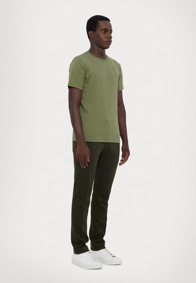 Polo Ralph Lauren CUSTOM SLIM FIT SOFT COTTON T-SHIRT - Tricou basic - garden trail