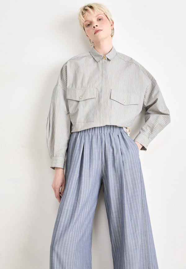 ISLA MINIMA - Trousers2