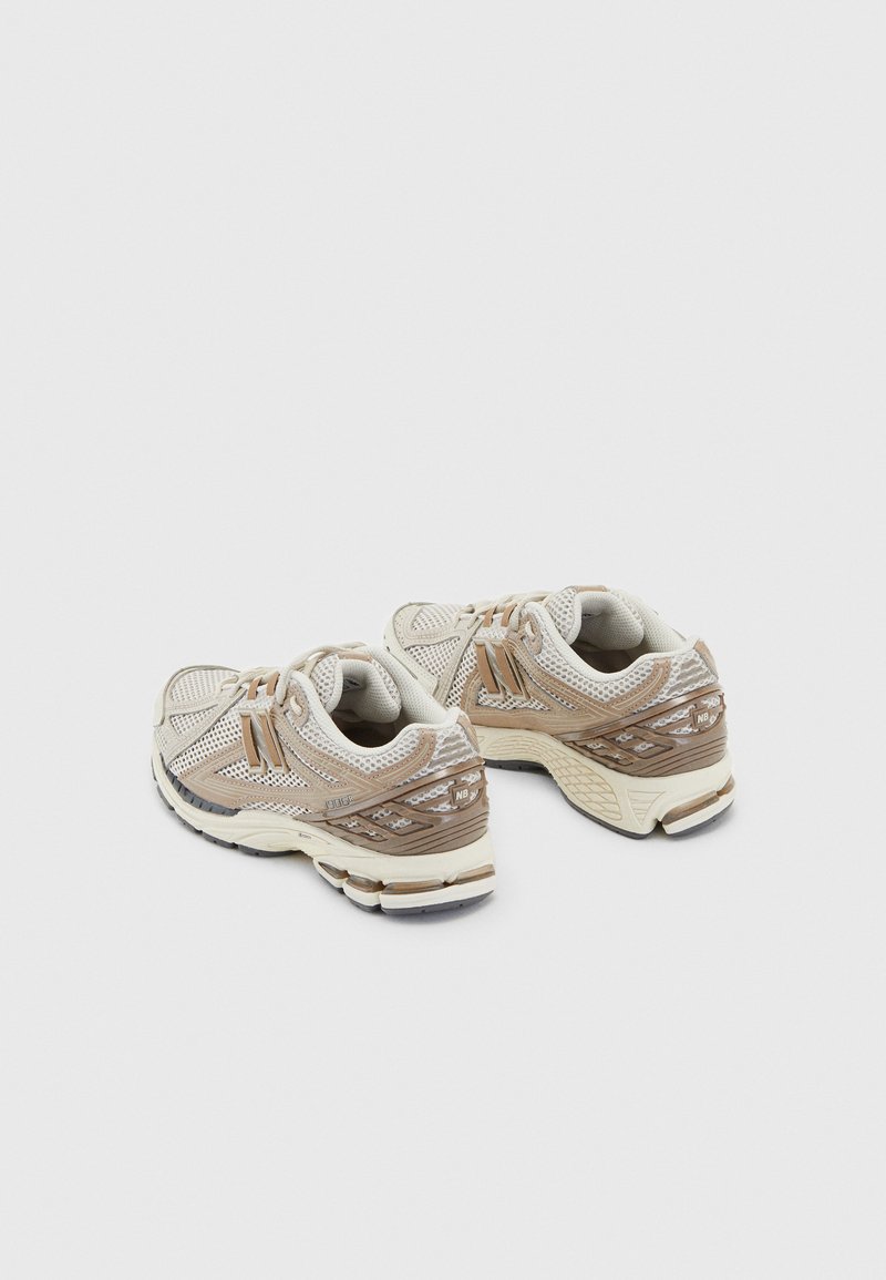 New Balance M1906REU UNISEX - Sneaker low - brown/beige - Zalando.de