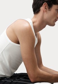 Autograph SLEEVELESS - Top - white