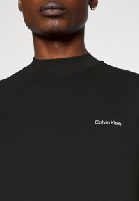 Calvin Klein MICRO LOGO MOCK NECK  - Longsleeve - black