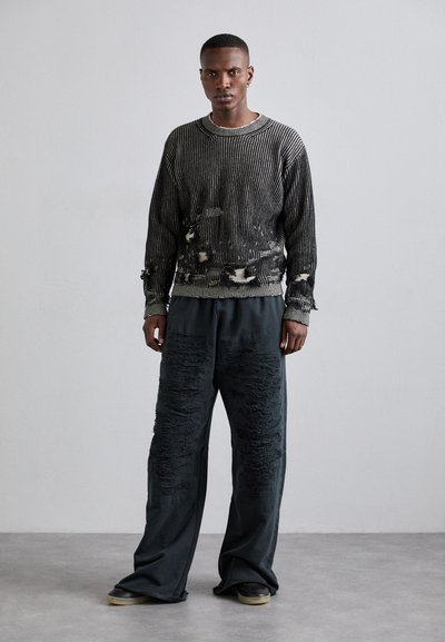 MM6 Maison Margiela REVERSIBLE CREWNECK - Pulóver - black/beige