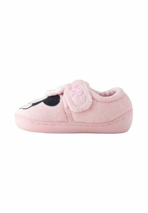 Zachte roze kinderslof met een klittenbandsluiting en een zwart-wit dierengezicht ontwerp op het teenstuk.