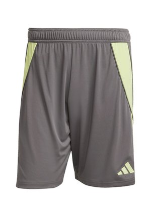 Shorts de sport gris avec des accents jaunes. Taille élastique, tissu léger, panneaux latéraux et un petit logo en bas à droite.