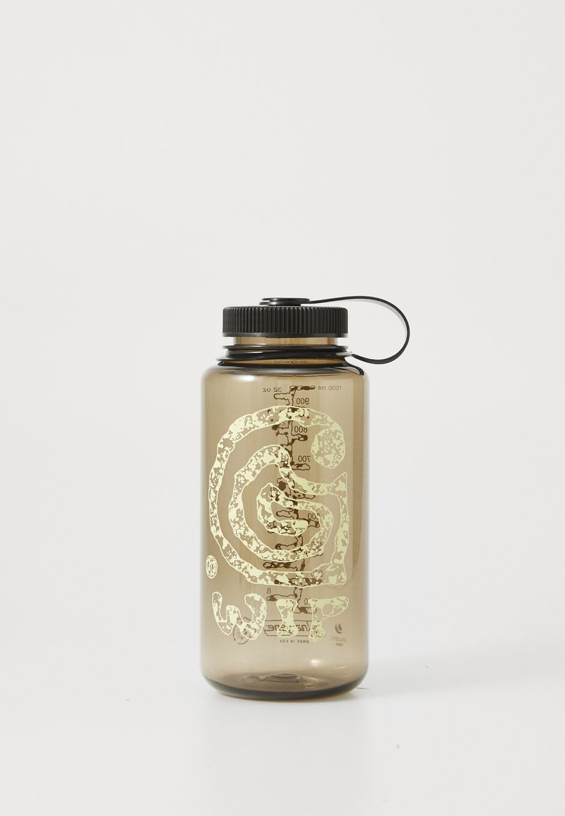 Brown plastic water bottle with a black screw cap, featuring a yellow swirl design and measurement markings on the side.