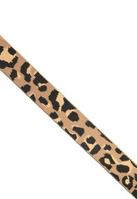 Nastro con stampa leopardata, largo 3 cm, con uno sfondo beige e macchie marroni scure e nere. Tessuto intrecciato liscio e con texture.