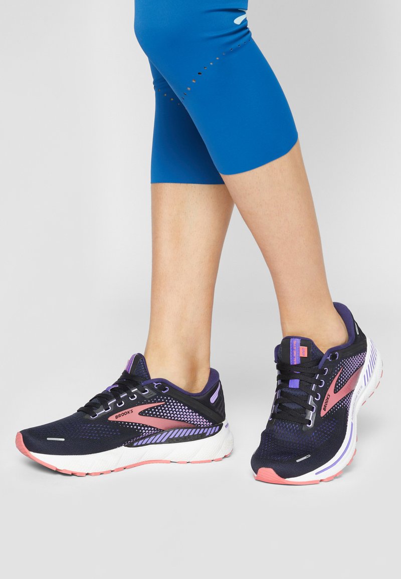 Brooks ADRENALINE GTS 22 Løbesko stabilitet black/purple/coral