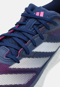 adidas Performance DEFIANT SPEED - Teniški copati za peščeno podlago - dark blue/footwear white/halo blue