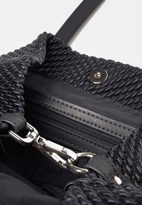 Bata Tote bag - nero lucido