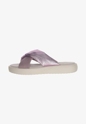 Roze metalen slip-on sandalen met kruisspellen, een zachte textuur en een gevoerde witte zool. Heeft een minimalistisch ontwerp.