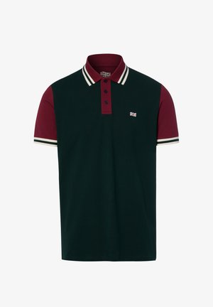 Kurzärmeliges Poloshirt mit schwarzem Körper, burgunderfarbenen Ärmeln und Kragen, dreiknopfiger Knopfleiste und kleinem Union-Jack-Flaggenmotiv auf der Brust.