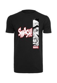 Black cotton t-shirt featuring a graphic of a screaming face and the word "SMASH!" in bold red text with a white outline. Marvel logo included.
