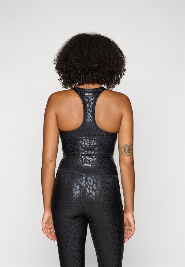 RACERBACK LONG LINE BRA - Light support sports bra2