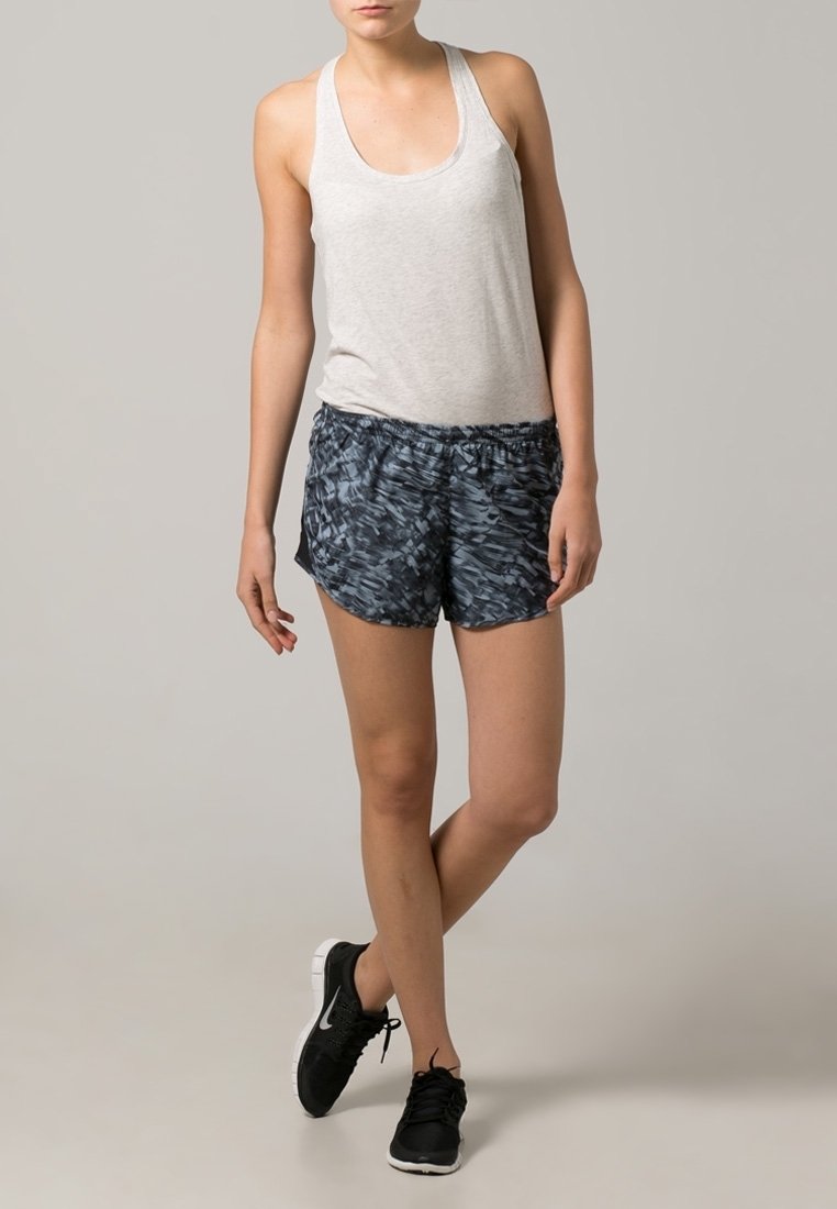 Nike Performance Pantaloncini sportivi - grey