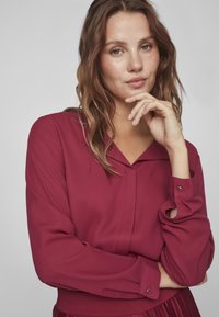 VILA VILUCY - Bluza - beet red