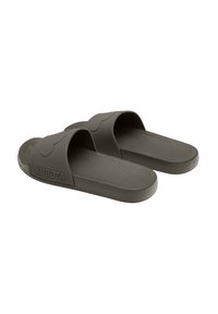 Ciemnoszare gumowe klapki na cienkiej podeszwie z dwoma szerokimi paskami. Teksturowana wkładka i gładka podeszwa. Wytłoczony napis „KUBOTA” po jednej stronie.
