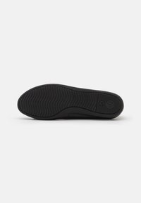Tamaris Klassischer Ballerina - black