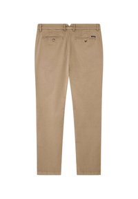 Chino beige con una vestibilità slim, caratterizzati da una superficie liscia, due tasche posteriori con chiusura a bottone e passanti per cintura in vita.