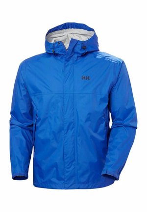 Chubasquero azul impermeable con capucha y cierre de cremallera. Fabricado con un tejido brillante, presenta un forro blanco y un logo negro en el lado izquierdo del pecho.