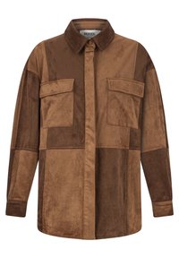Brązowa zamszowa koszula z kołnierzykiem, zapinana na guziki, z dwoma kieszeniami na piersi. Charakteryzuje się wzorem z blokami kolorów w różnych odcieniach brązu.