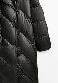 Massimo Dutti Piumino lungo - black