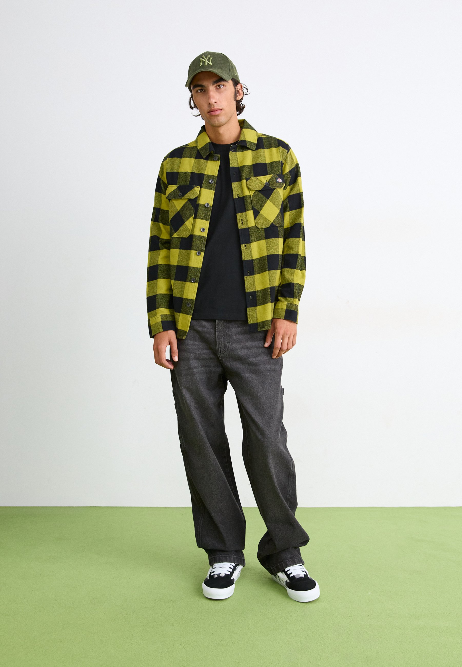 Camicia Uomo Dickies New Sacramento | Maniche Lunghe Rosa Viola | Tasche Sul Petto