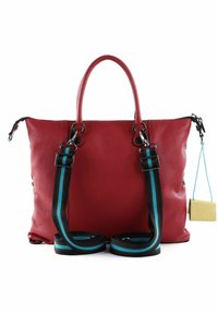 Rode leren draagtas met dubbele schouderbanden en een zwarte en teal streep. Inclusief een klein geel leren label dat is bevestigd.