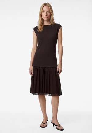 Koton, MIDI - Vestido informal - brown