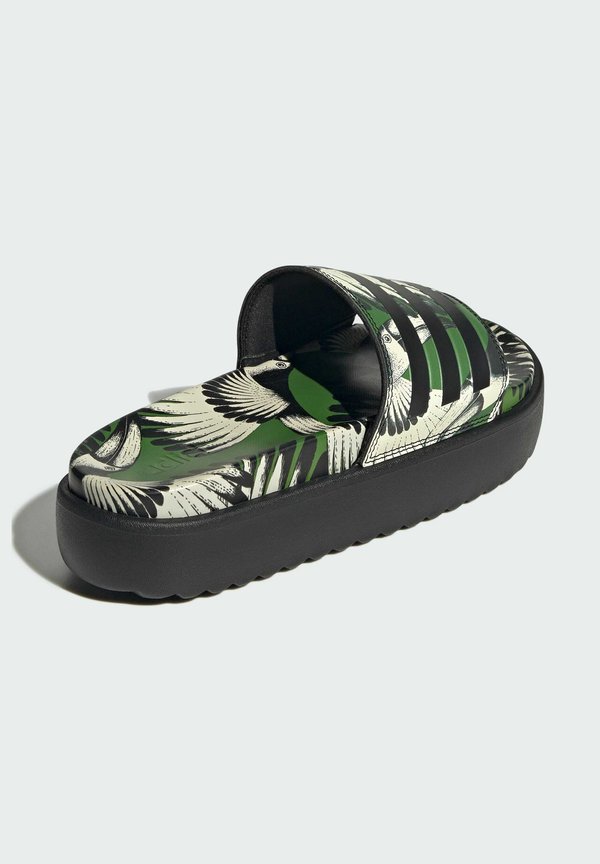 ADILETTE PLATFORM - Pool slides2