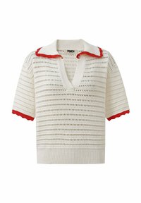 Weißer gestrickter kurzärmeliger Pullover mit roten wellenförmigen Akzenten am Kragen und an den Ärmeln; verfügt über einen V-Ausschnitt und ein offenes Strickmuster.