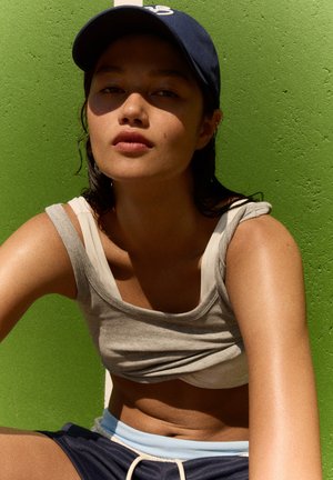Bershka, CAP - Kapa - royal blue