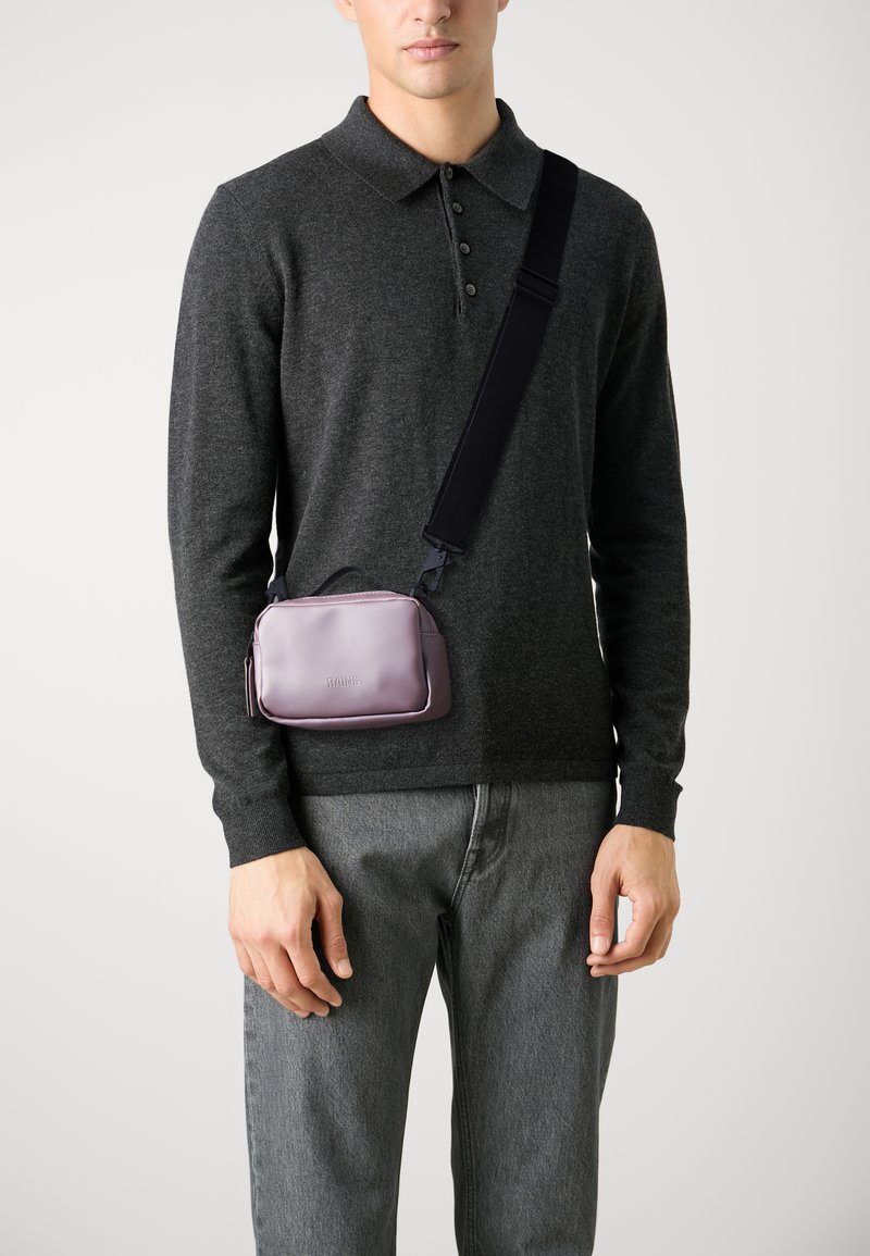 Rains BOX BAG MICRO UNISEX - Cross body bag - muse