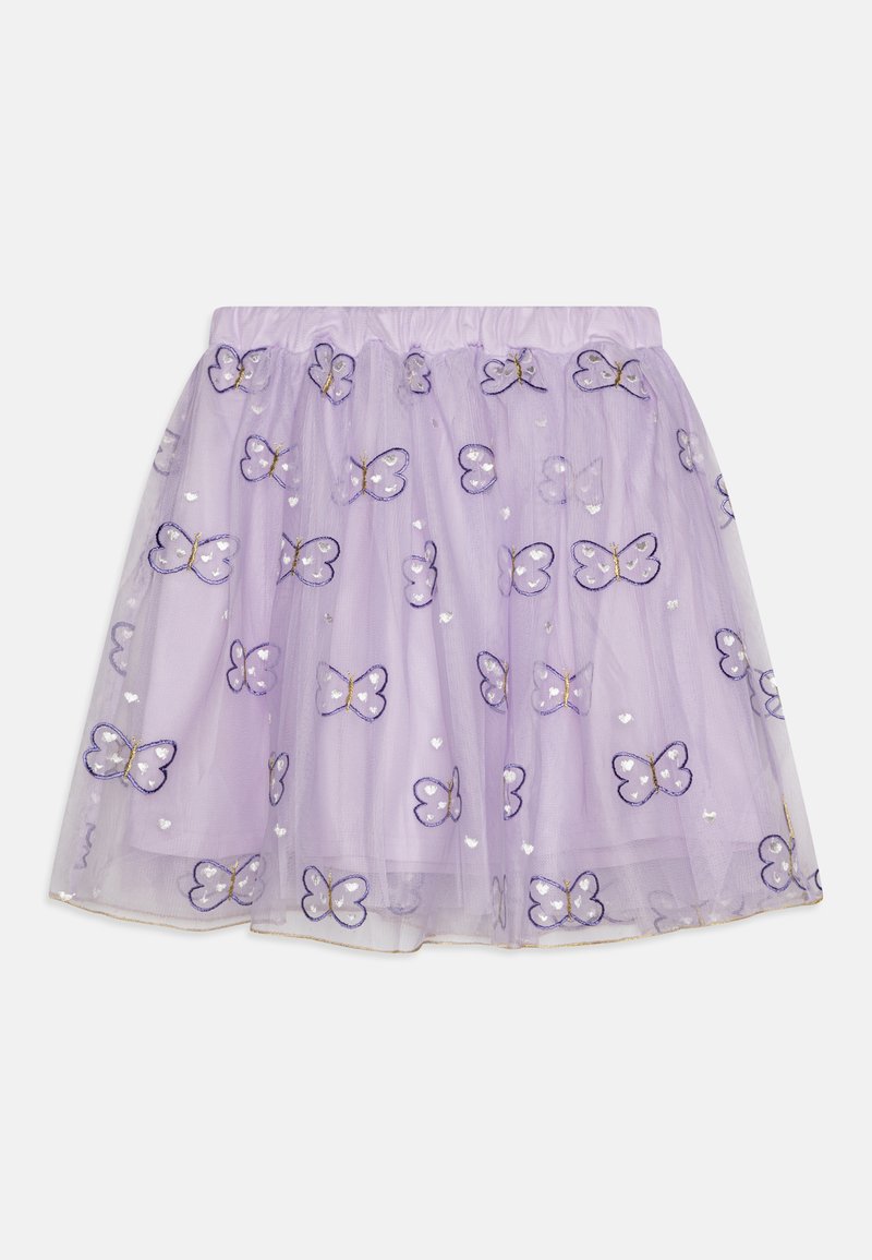 Violets tilla svārki ar elastīgu jostasvietu, dekorēti ar izšūtām tauriņām un pērlītēm, ar slāņainu, plūstošu dizainu.