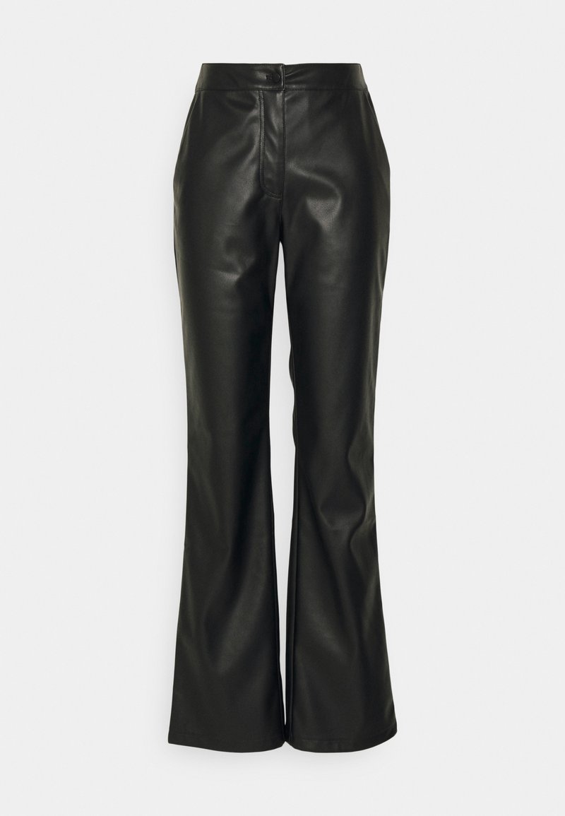 Pantaloni de piele