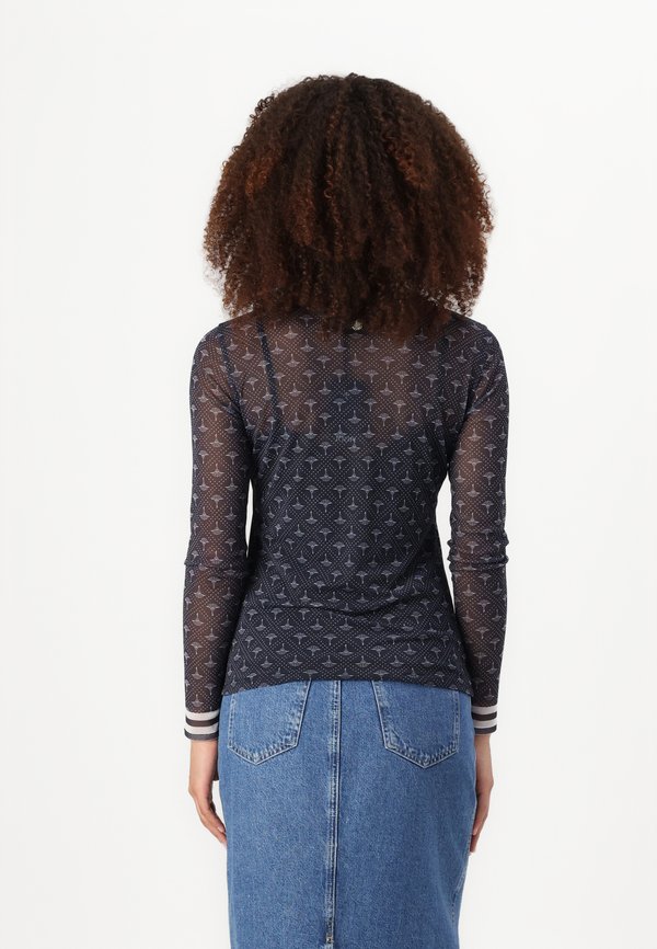 TULI - Long sleeved top2