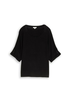 Blouse noire fluide avec encolure ronde et manches aux coudes munies de pattes boutonnées pour retroussage.