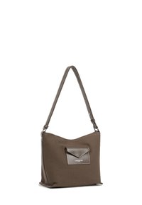 Borsa a mano in tessuto marrone con texture, tasca in pelle liscia, tracolla singola e silhouette leggermente curvata.