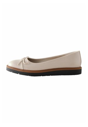 Next, REGULAR FIT - FOREVER COMFORT® CHUNKY SOLE BOW BALLET FLATS  . - Klassischer Ballerina - new bone