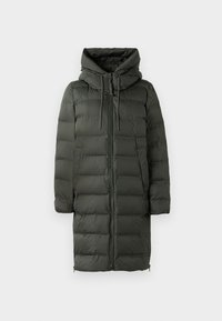 Unausgewählt, pineneedle