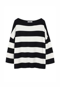 Pull rayé noir et blanc avec un col bateau et des manches trois-quarts. Texture douce, coupe régulière, et rayures horizontales.