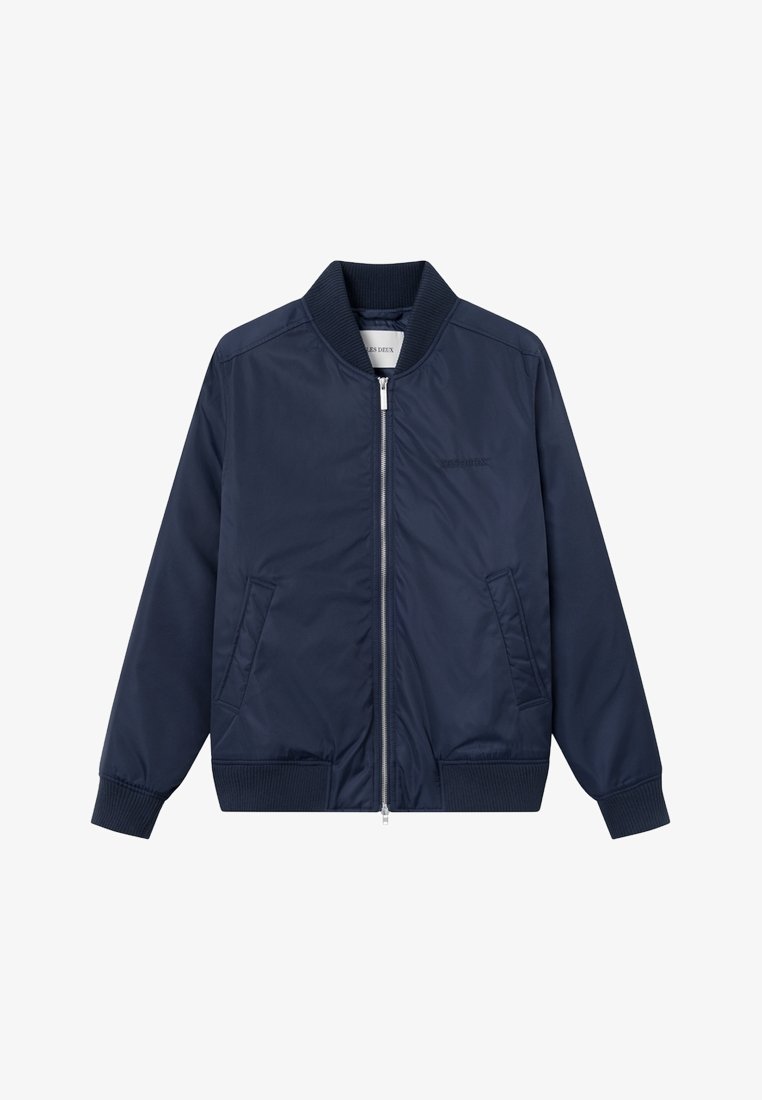 Blouson bomber bleu marine avec col, poignets et ourlet côtelés, fermeture éclair frontale et deux poches latérales inclinées.